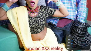 इंडियन XXX केबल रिपेयर मैन चुदाई गर्मी हिंदी में