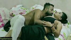 भारतीय गर्म भाभी तमिल भक्त के साथ गुप्त सेक्स !! गलती से चूत में वीर्य अंदर चूत