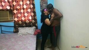 Indian bhabhi rock hard pounding orgy with ex paramour in absence of her hubby