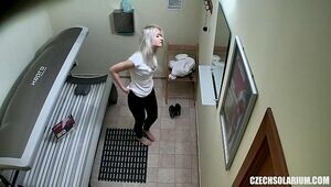 Blonde Teen Cought on Hidden Cam in Public Solarium