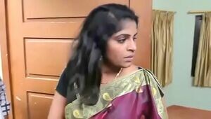 s. Indian Aunty Romance with Thief ( 270p )