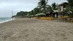 Dollar Mischievous Demonstrates Milky Beach Puerto Galera Philippines